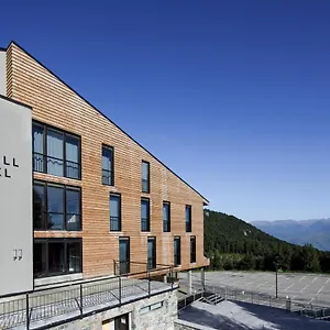 Abrigall , La Masella España